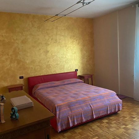 Апартаменты La Casa Di Marta Валеджо-суль-Минчо Экстерьер фото